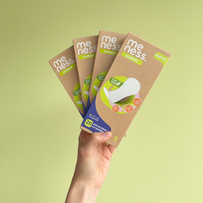 Pack Protectores Lover: 6 Cajas de Protectores + Pouch Meness